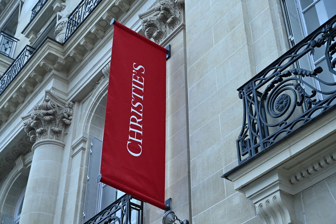 مجموعه‌دار ایرانی از حراج کریستیز شکایت کرد